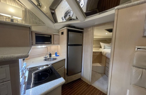 Madeira Beach Boat Rental | 2 Bedroom Luxury Yacht at the heart of downtown Madeira Beach