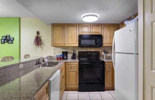 Myrtle Beach Resort | 2 Bedroom Oceanfront Condo at Great Resort + Official On-Site Rental Privileges