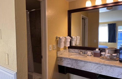 Downtown Monterey Cabin | 2 Bedroom PET-FRIENDLY Family Suite at Ocean-Side Property!