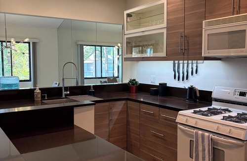 Cathedral City Condo | 2-bedroom Resort Style Condo in charming Cathedral City