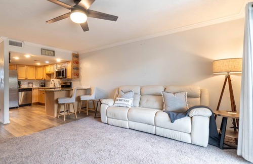 Pensacola Beach House | 2-Bedroom Retreat steps from the Beach – Family-Friendly, Outdoor Dining!
