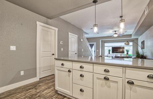Old Town North House | 2 Bedroom townhome, super close to downtown FC!