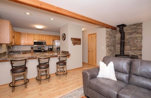 Big Sky House | 2-Bedroom Townhouse | Private Hot Tub | Big Sky Town Center