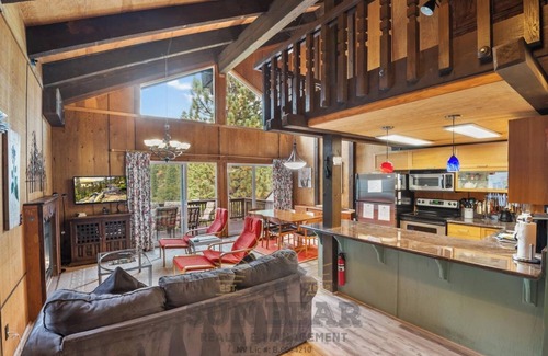 Incline Village House | 2 Bedroom with Beautiful Views (1307AR)