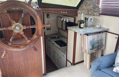 Key West Boat Rental | 2 Bedrooms, 1 Bath-42' Hatteras in Key West