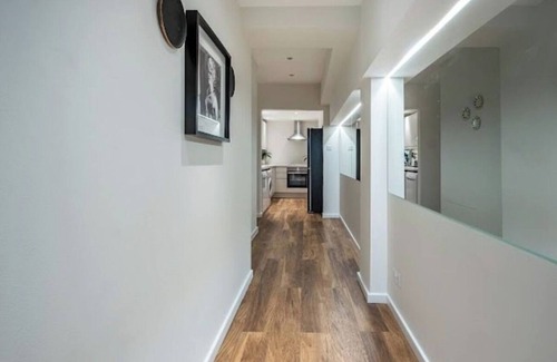 Chelsea Apartment | 2 BEDROOMS 2 BATHROOM HARRODS