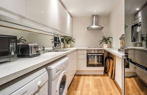 Chelsea Apartment | 2 BEDROOMS 2 BATHROOM HARRODS