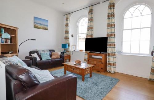 Chysauster Apartment | 2 Bell Tower
