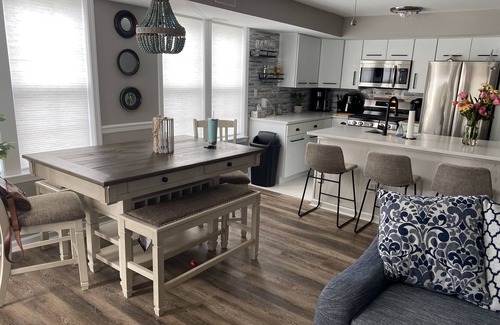 North Wildwood House | 2 Blocks From Beach 1st Floor Town Home 316 E 17th Ave w/beach cruisers