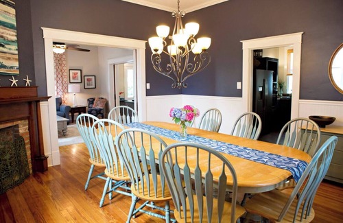Cape Charles House | 2 Blocks to Beach, Bay Views - Chesapeake Charm
