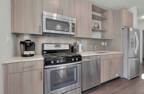 Inlet Beach Condo | *2 BR/2 Ba* Sleeps 6! 2 bikes! Beach access!