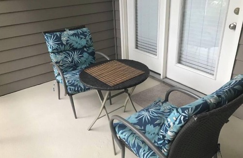 Foley Condo | 2 BR/2BA Condo1 King/2 Full beds Sleeps 6 close to OWA & Foley Tourism Complex