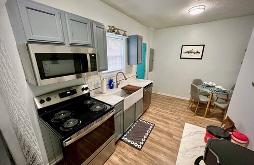 Downtown Indianapolis House | 2 br home close to downtown and Lucas Oil. Pet Friendly!
