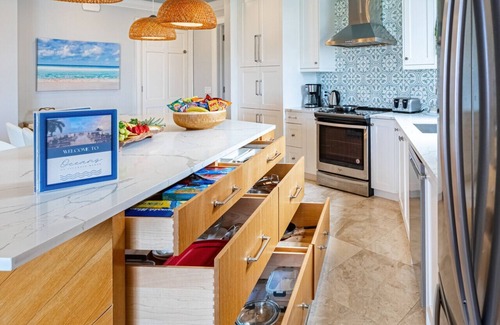 Nassau Condo | 2 BR renovated Beachfront Suite - Next to Baha Mar