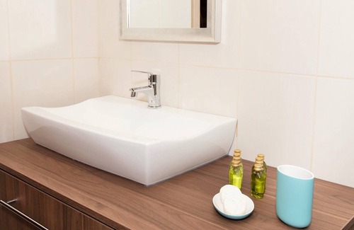 Erzsebetvaros Apartment | 2 BR well equipped flat for 4 people at City Park