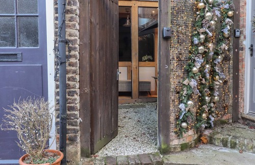 Knaresborough House | 2 CASTLEGATE, pet friendly, with a garden in Knaresborough