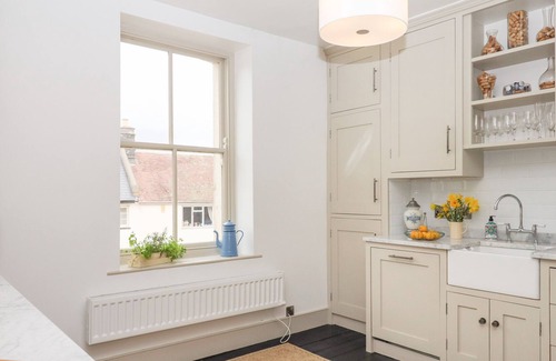Drewsteignton Apartment | 2 CHURCH VIEW, pet friendly in Drewsteignton