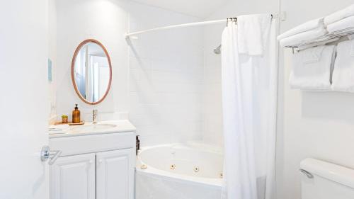 Cayucos House | 2 Coastal Studios at Cayucus Beach Access Ocean Views