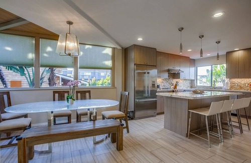 Del Mar House | 2 Connected Homes Walking Distance to the Beach and Track: The Surf & Turf in Del Mar - New Listing