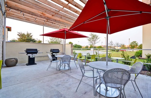 Fort Worth Apartment | 2 Connecting Suites at a Hotel