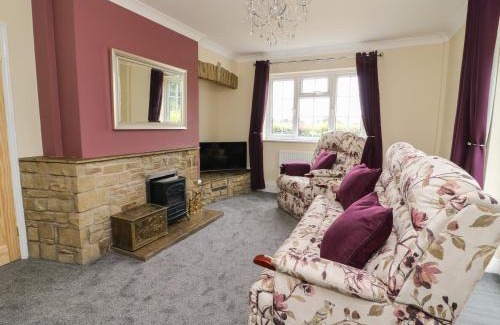 Stockton on the Forest House | 2 Crosslands