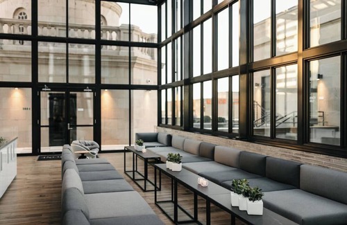 Downtown Dallas Hotel | 2 Double Bed Rooms with Elevated Design Near Dallas Arts & Dining