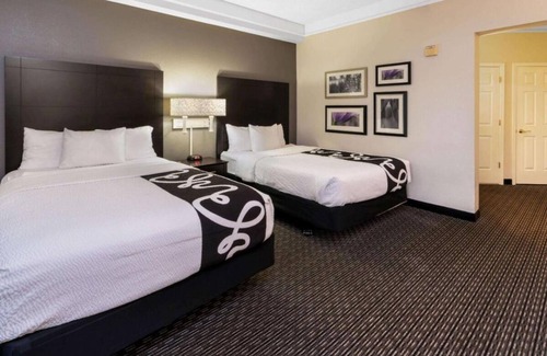 Superstition Springs Hotel | 2 Double Beds ADA at La Quinta Inn & Suites by Wyndham Mesa Superstition Springs