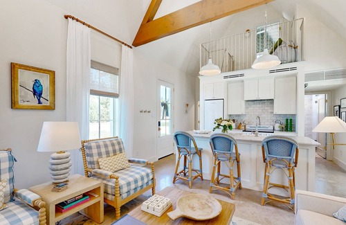 Brenham Cottage | 2 Farmhouse chic cottages between Brenham and Lake Somerville- open layout, W/D