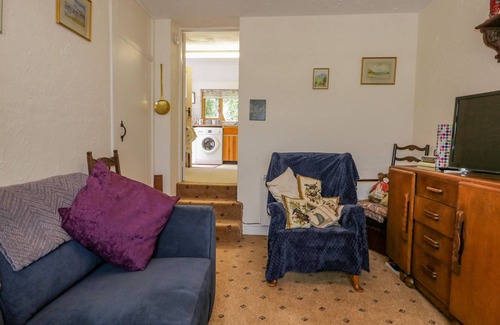 Coniston Cottage | 2 GATESIDE COTTAGES, pet friendly, with a garden in Coniston