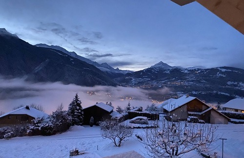 Passy Ski Chalet | 2* GÎTE IN CHALET WITH LARGE TERRACE AND VIEW OF MONT BLANC RANGE.