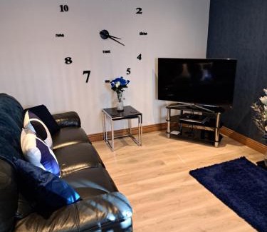 Annan House | 2 Hares Den