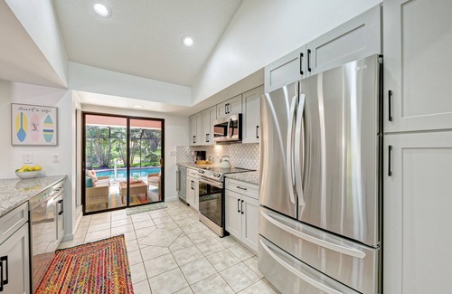 Bradenton House | 2 Houses w/Private Pools! Adjacent Lots!