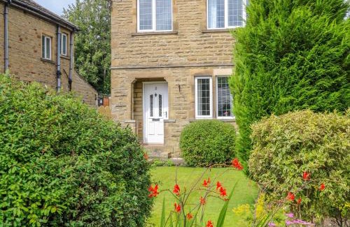 Settle House | 2 Ings Avenue