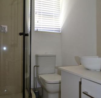 Klerksdorp House | 2 Kiaat Suites