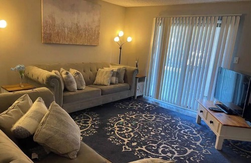 North Charleston Apartment | 2 King suites located near CHS.Gym,pool,dogpark
