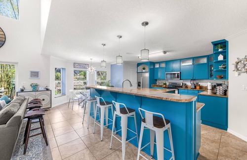 Vilano Beach House | 2 LUX homes-1 PERFECT location -14BD/10BA-Heated Pool-WALK to beach-10 min to DT