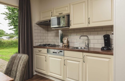 Notter Cabin | 2 luxury homes with hot tubs, saunas and large backyard