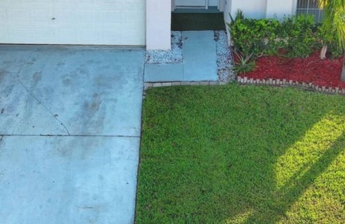 Four Corners House | 2 master bed rooms 2 theamed kid bedrooms great for 2 full families 13min DISNEY