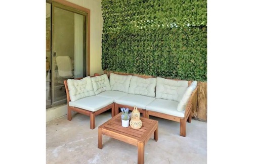 Town And Country Park Addition House | 2 Master Suites + Peaceful + Colorful + Fenced in Yard + Near Trails and Parks