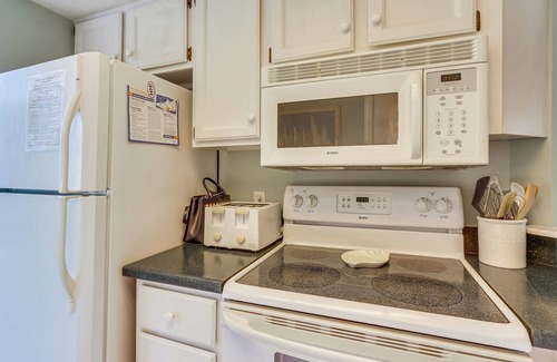 Palmetto Dunes Condo | 2 Mi to Beach: Hilton Head Condo w/Pool!