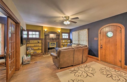 Hot Springs House | 2 Mi to Central Ave Quaint Hot Springs Home!