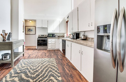 Coos Bay House | 2 Mi to Downtown Coos Bay: Home w/Deck, Fire Pits