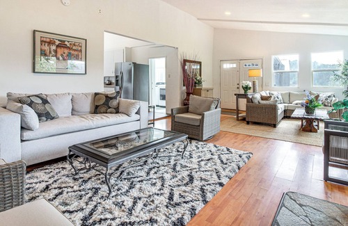 Coos Bay House | 2 Mi to Downtown Coos Bay: Home w/Deck, Fire Pits