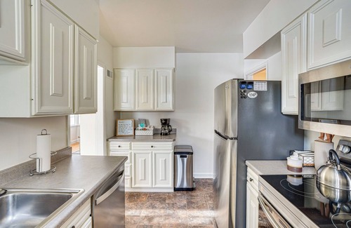 Sioux Falls House | 2 Mi to Dtwn: Home w/Fenced Yard in Sioux Falls