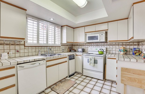 Encanto House | 2 Mi to Dtwn: Phoenix Getaway w/Patio