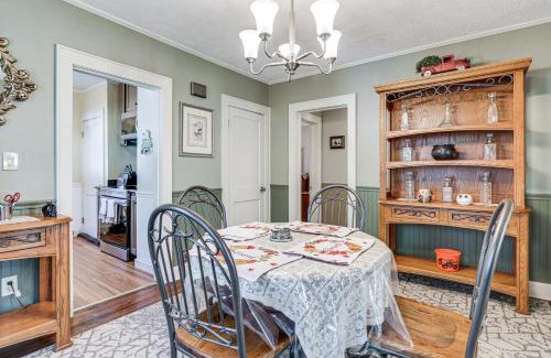 Westside Norwich House | 2 Mi to Mohegan Sun and Dtwn Home in Norwich