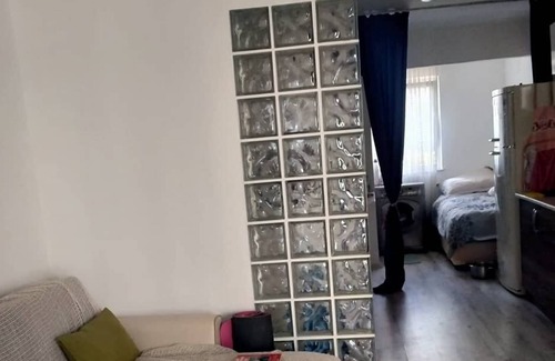Kaleici House | 2 min walk to the Beach, high level security, house with garden and a terrace