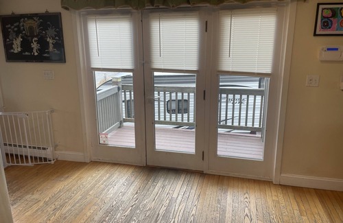 Newburyport House | 2 Minute WALK to Ocean! Pets ok.