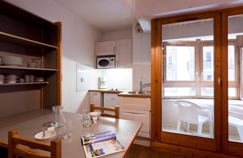 Brides-les-Bains Apartment | 2* Mountain Studio in Brides-les-Bains Center with Wi-Fi & Parking