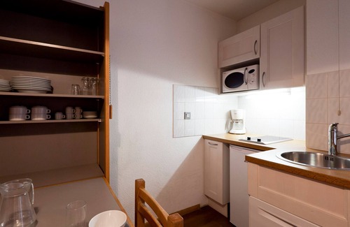 Brides-les-Bains Apartment | 2* Mountain Studio in Brides-les-Bains Center with Wi-Fi & Parking